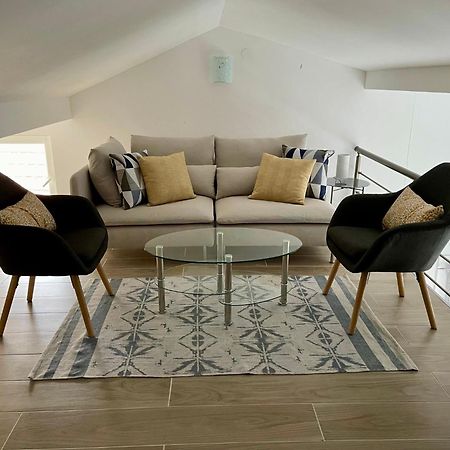 Seascape - Relaxing Beach Home, Steps From The Water! Bilice Extérieur photo