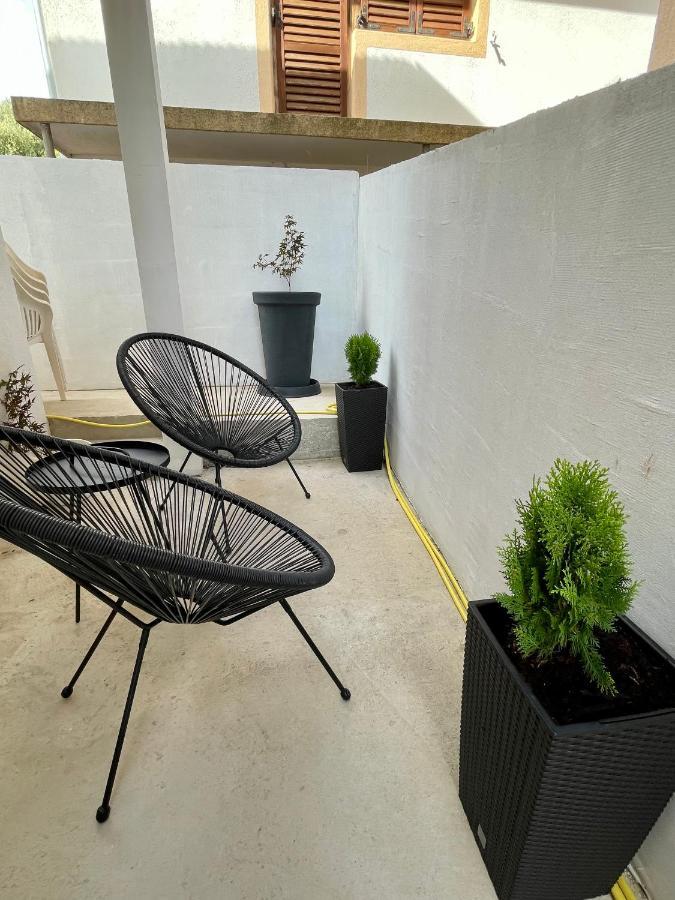 Seascape - Relaxing Beach Home, Steps From The Water! Bilice Extérieur photo